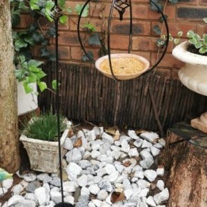 Hanging basket stands with steel ball