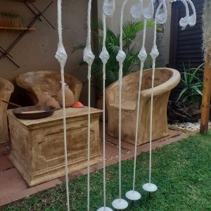 Hanging basket stands single